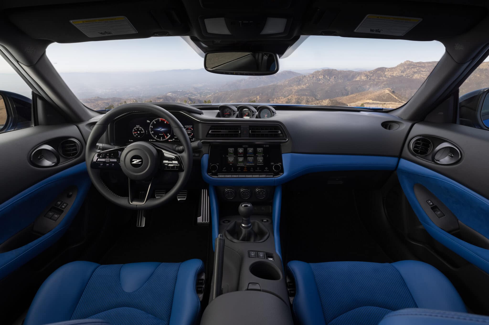 Gli interni della Nissan Z - Crediti foto: ufficio stampa Nissan