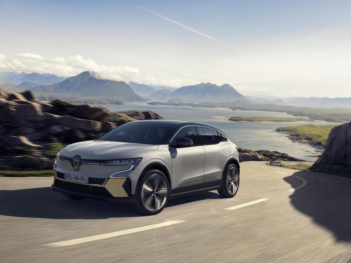 Renault Megane E-Tech Electric: l'inizio di una nuova era - FORMAT 4-3