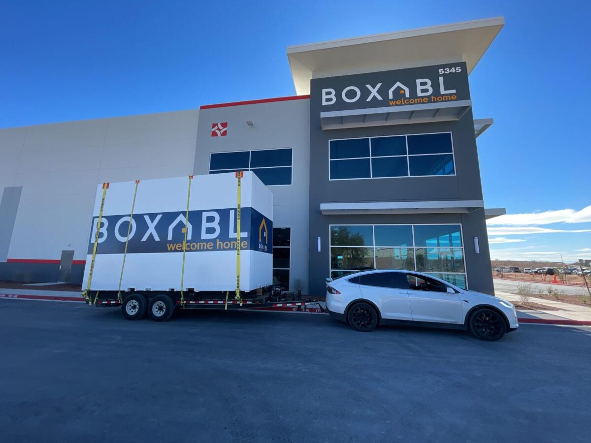 La casa di Elon Musk è un minuscolo prefabbricato da 42800 euro - 