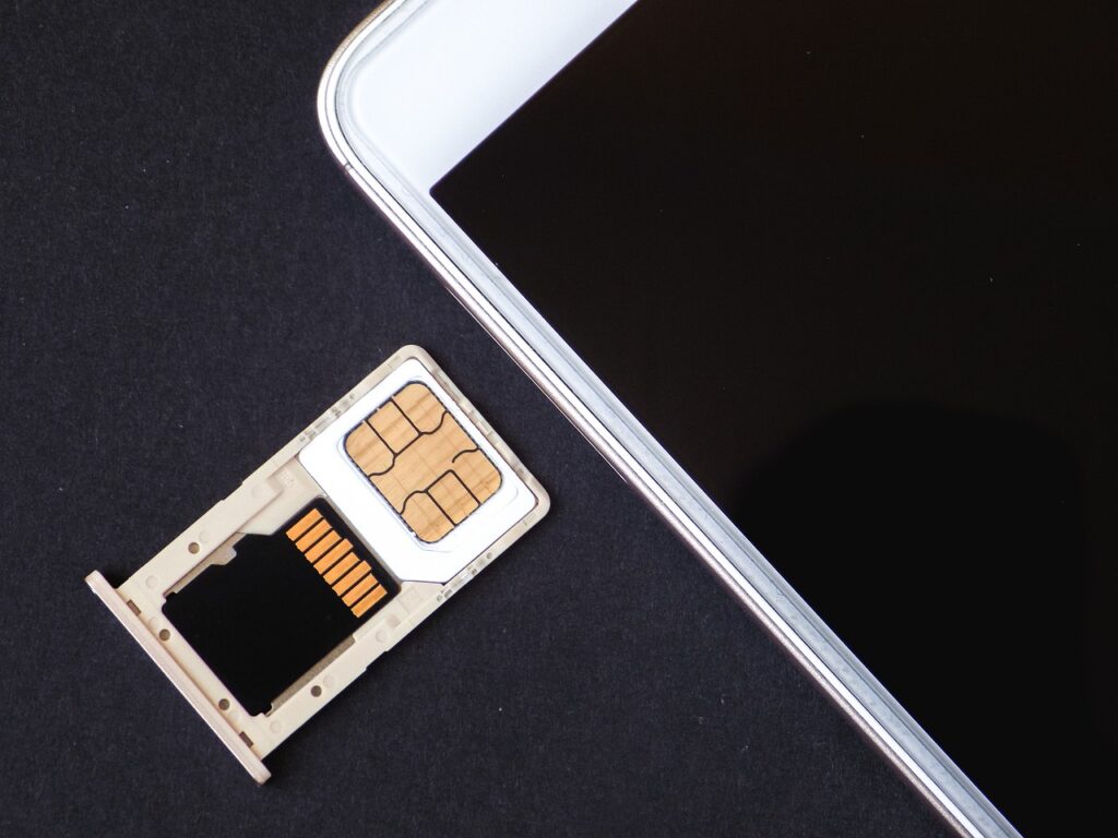 L'eSIM eviterà di dover inserire la card ogni volta che si cambia telefono.
