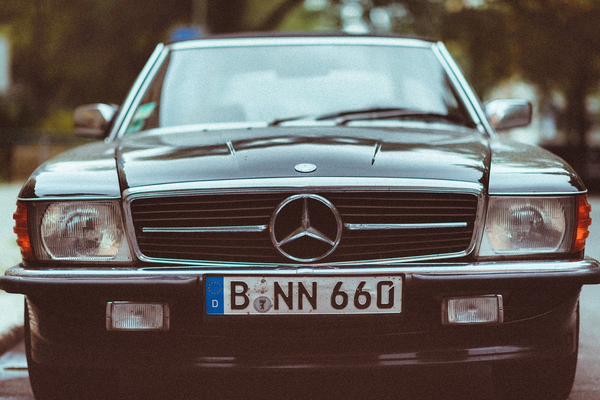 Una Mercedes con targa tedesca
