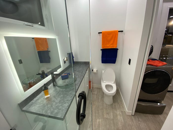 Il bagno. Credit: Boxabl