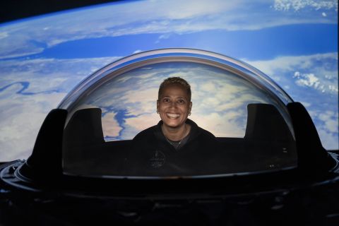 La nuova cupola della Crew Dragon