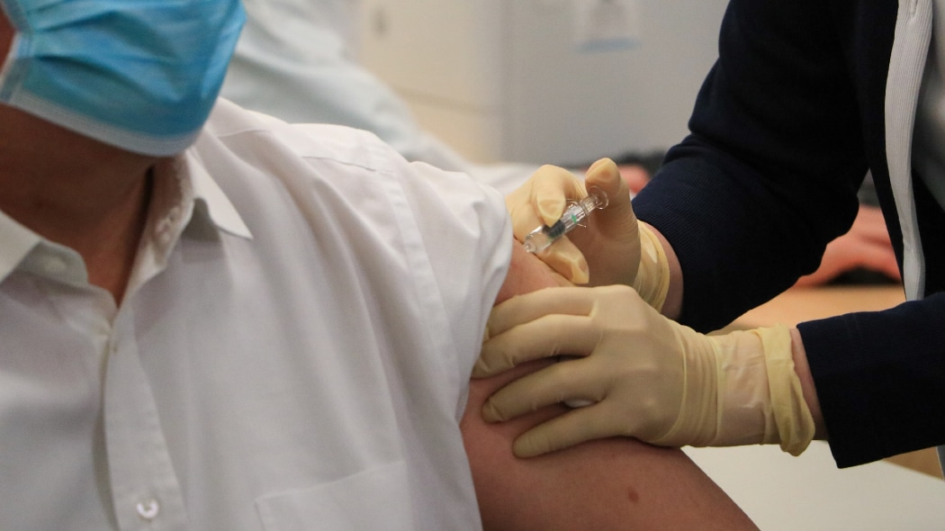 Vaccino Pfizer: immagine rappresentativa della somministrazione vaccinale