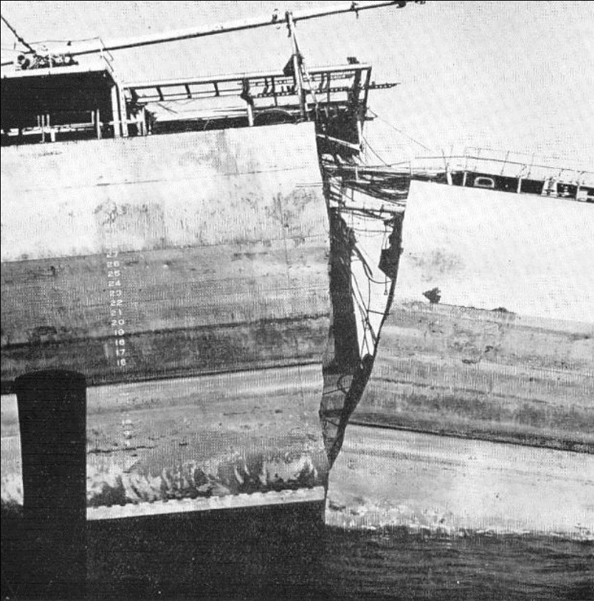 Dettaglio dello scafo rotto a metà della Schenectady, una delle Liberty Ships. (Fonte: Springer 2009)
