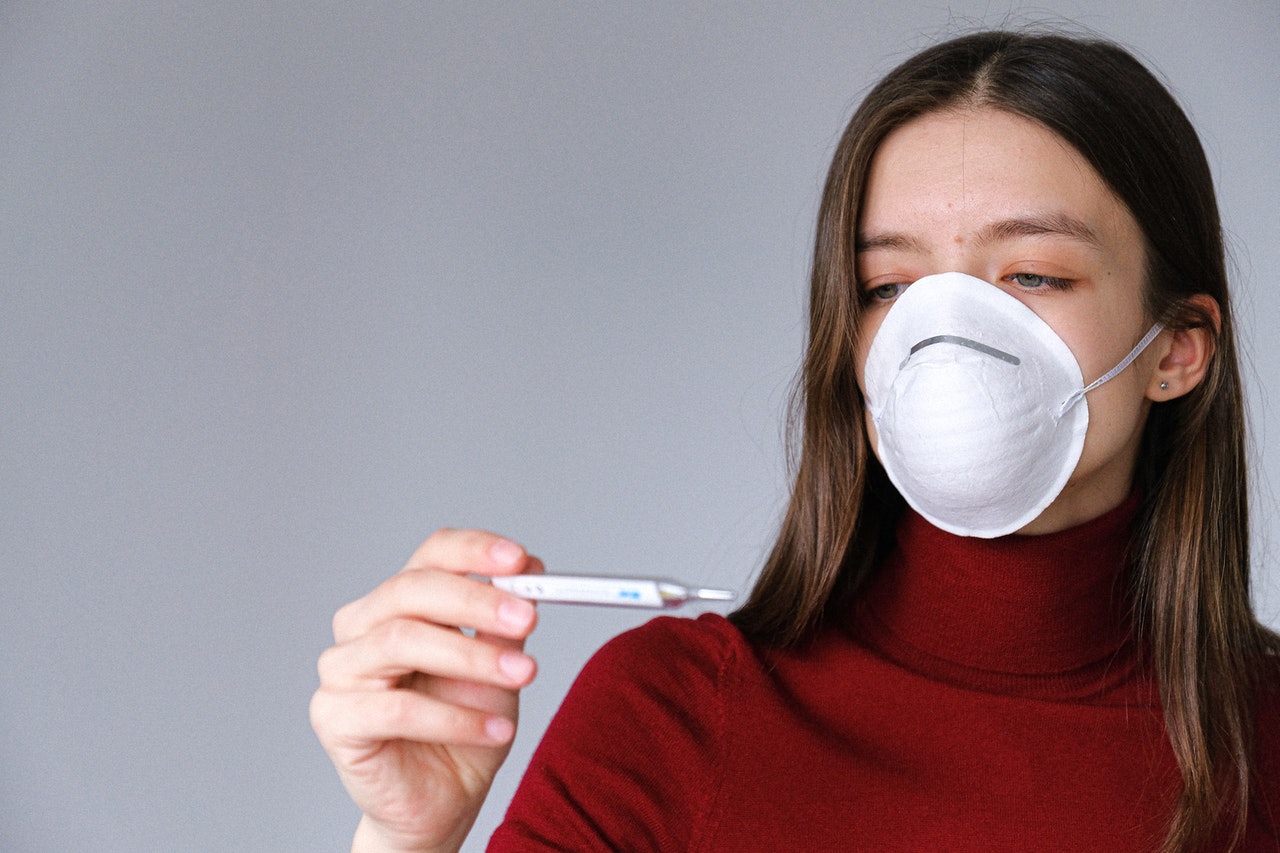 Tè verde e Covid: grazie all'inibizione della replicazione virale, non ci sarebbero gravi manifestazioni dell'infezione