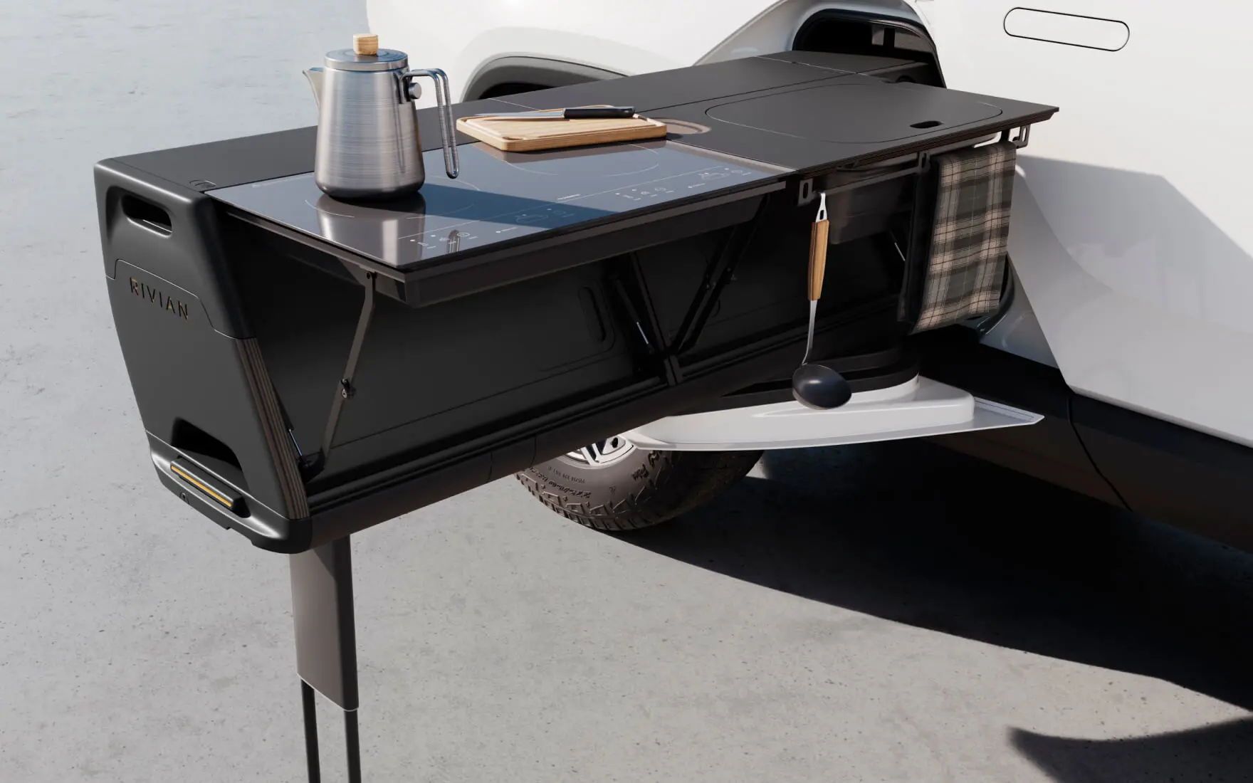 Rivian R1T: è finalmente entrato in produzione il primo pick-up elettrico