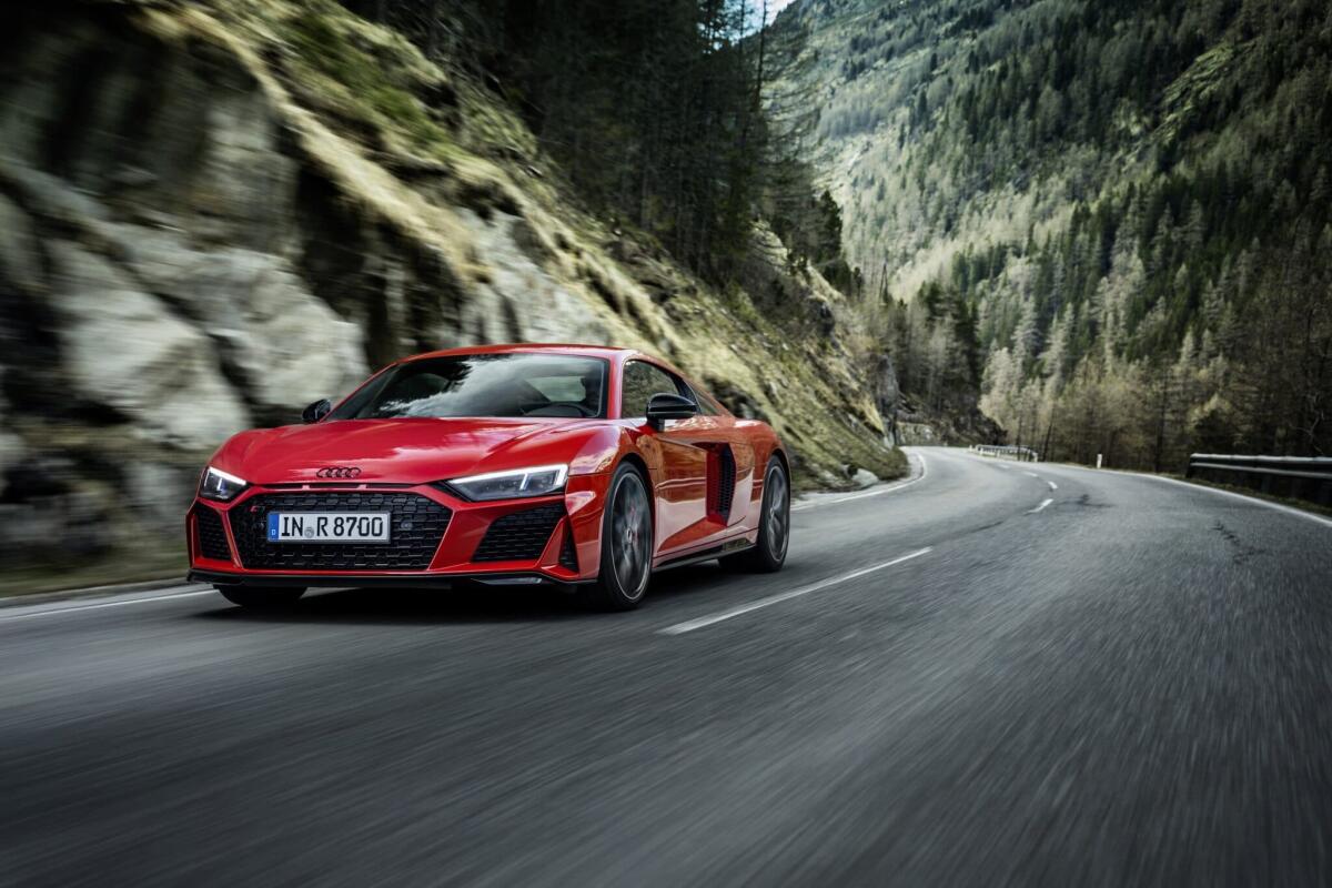 Audi R8 V10 Performance RWD: trazione posteriore e più potenza - Audi R8 V10 Performance RWD: trazione posteriore e più potenza