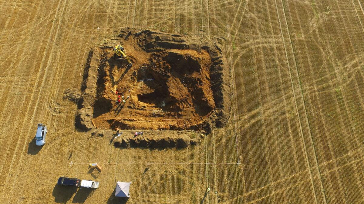 Ritrovamento delle parti di un missile V2 nel sud-est dell'Inghilterra - I lavori archeologici che hanno portato al ritrovamento dei pezzi del missile V2. Crediti: Colin Welch