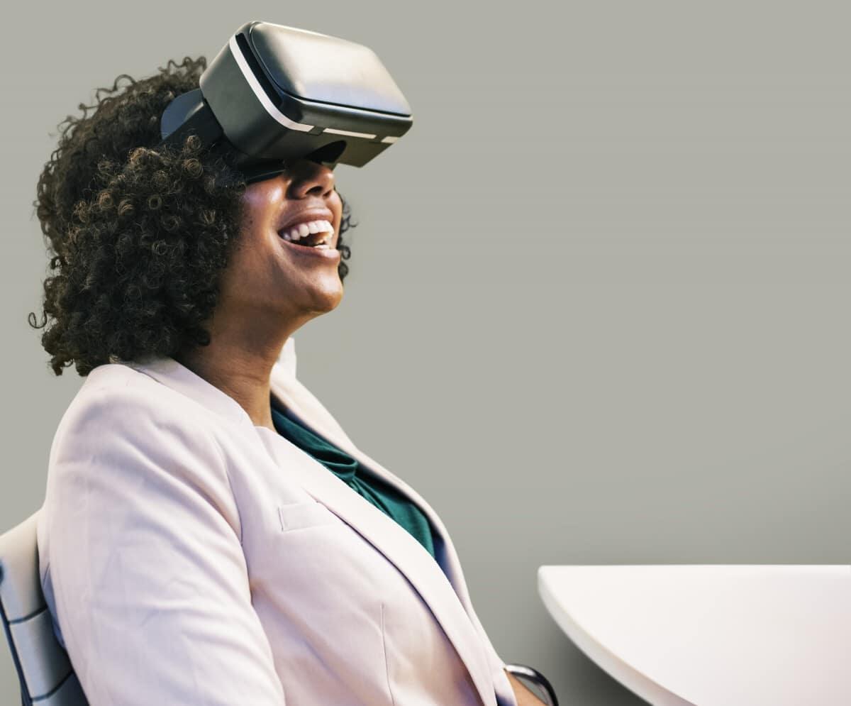 Dallo streaming alla realtà virtuale: come si evolve il mondo dell'intrattenimento online - 