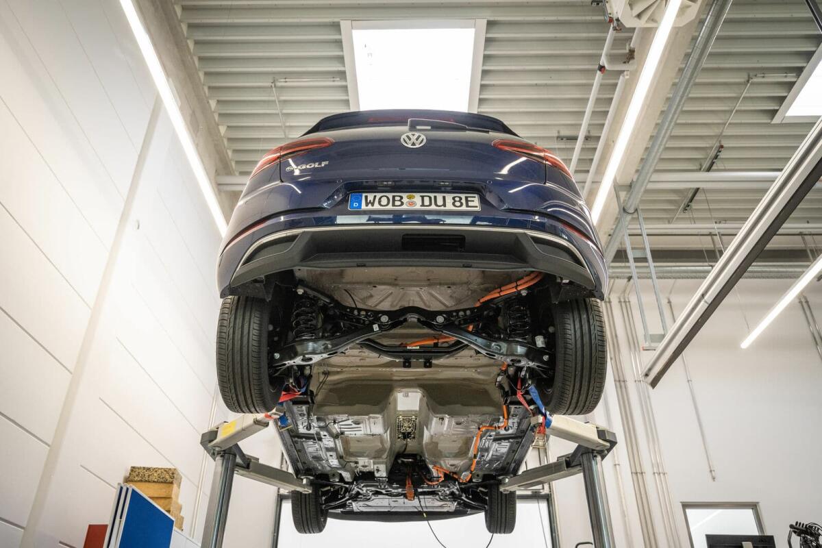 Auto elettriche: è possibile riparare le batterie? - 