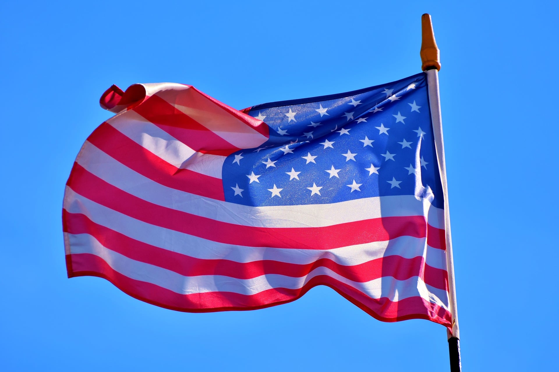 Ingegnere prova a vendere segreti militari USA: ora sotto accusa