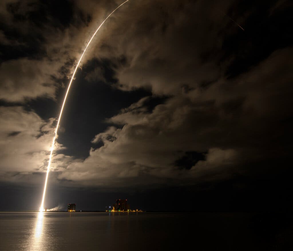 (credits: Bill Ingalls/NASA, via Associated Press)