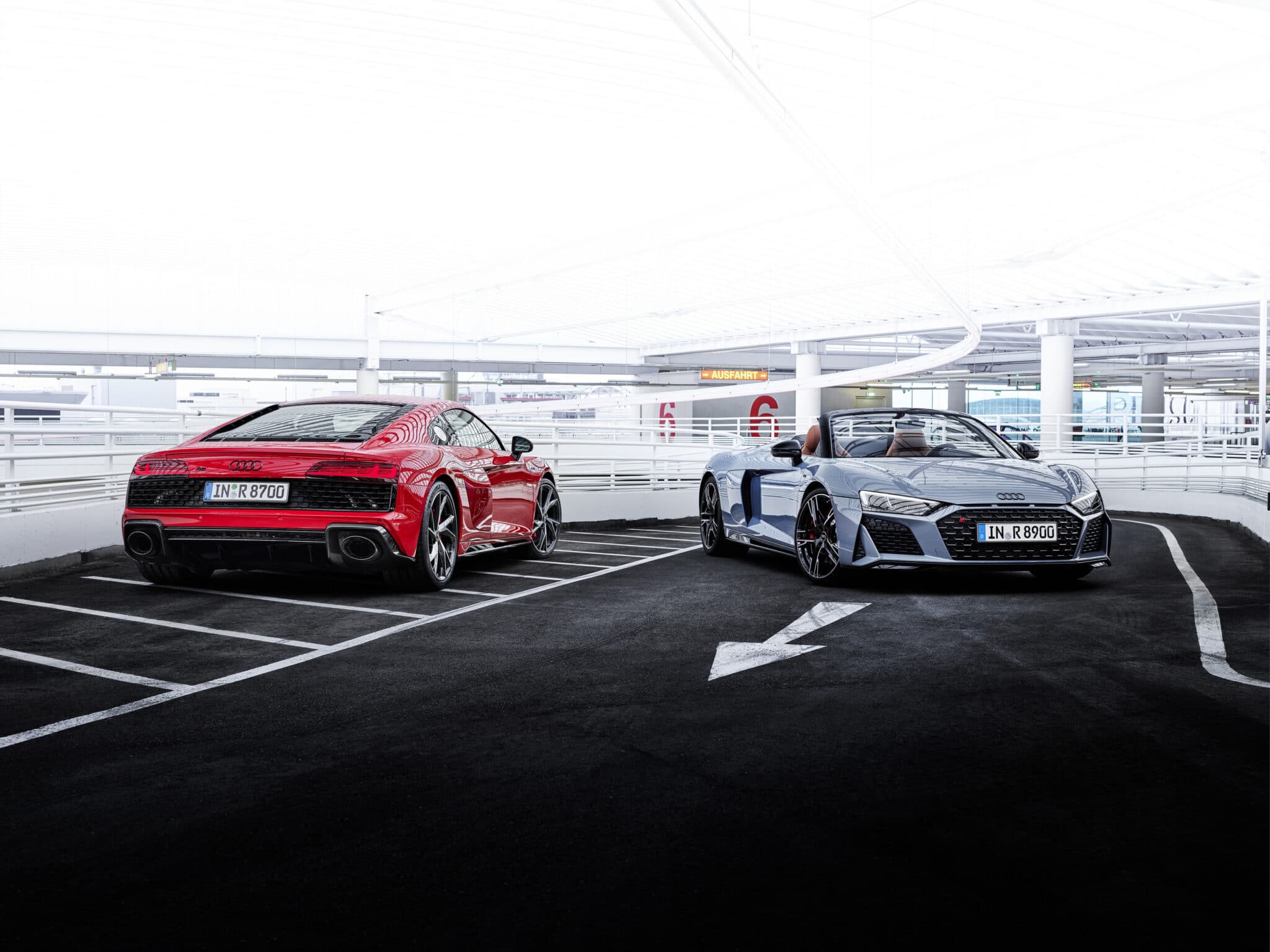 Audi R8 V10 Coupé e Spyder - Copyright foto: ufficio stampa Audi