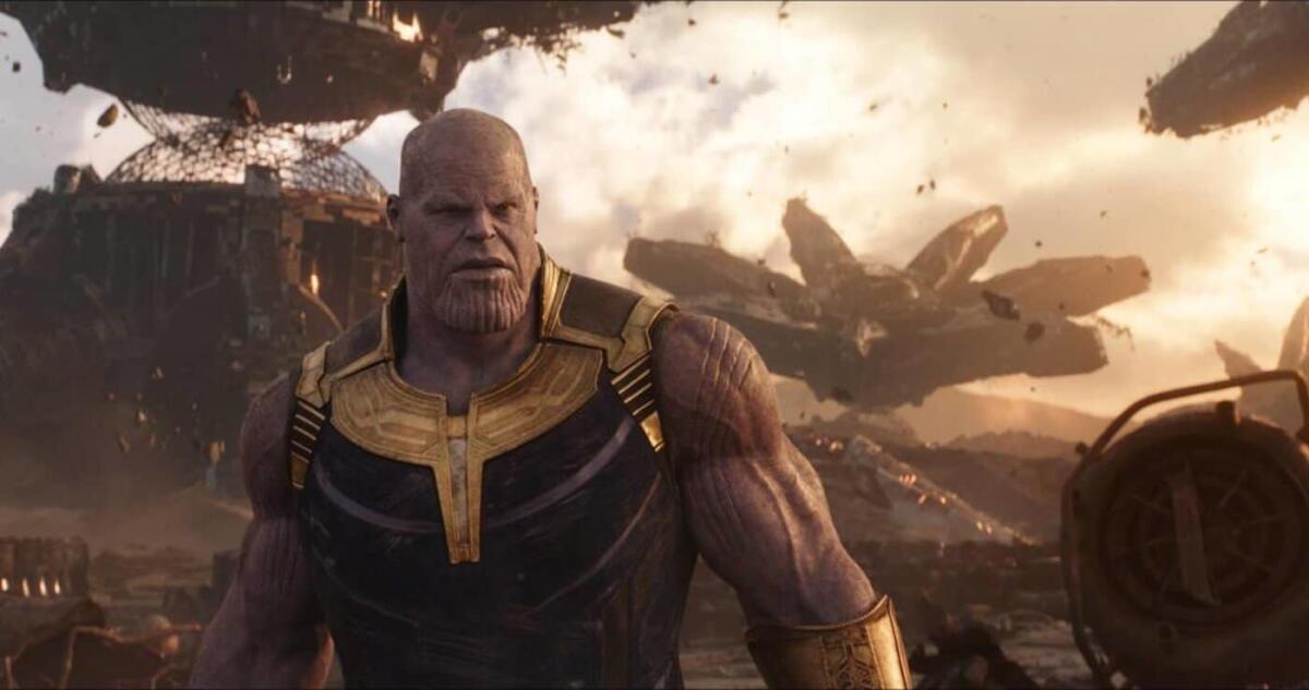 Lo schiocco di dita di Thanos è fisicamente impossibile, anche nel MCU - Marvel Studios' AVENGERS: INFINITY WAR

Thanos (Josh Brolin)

Photo: Film Frame

©Marvel Studios 2018