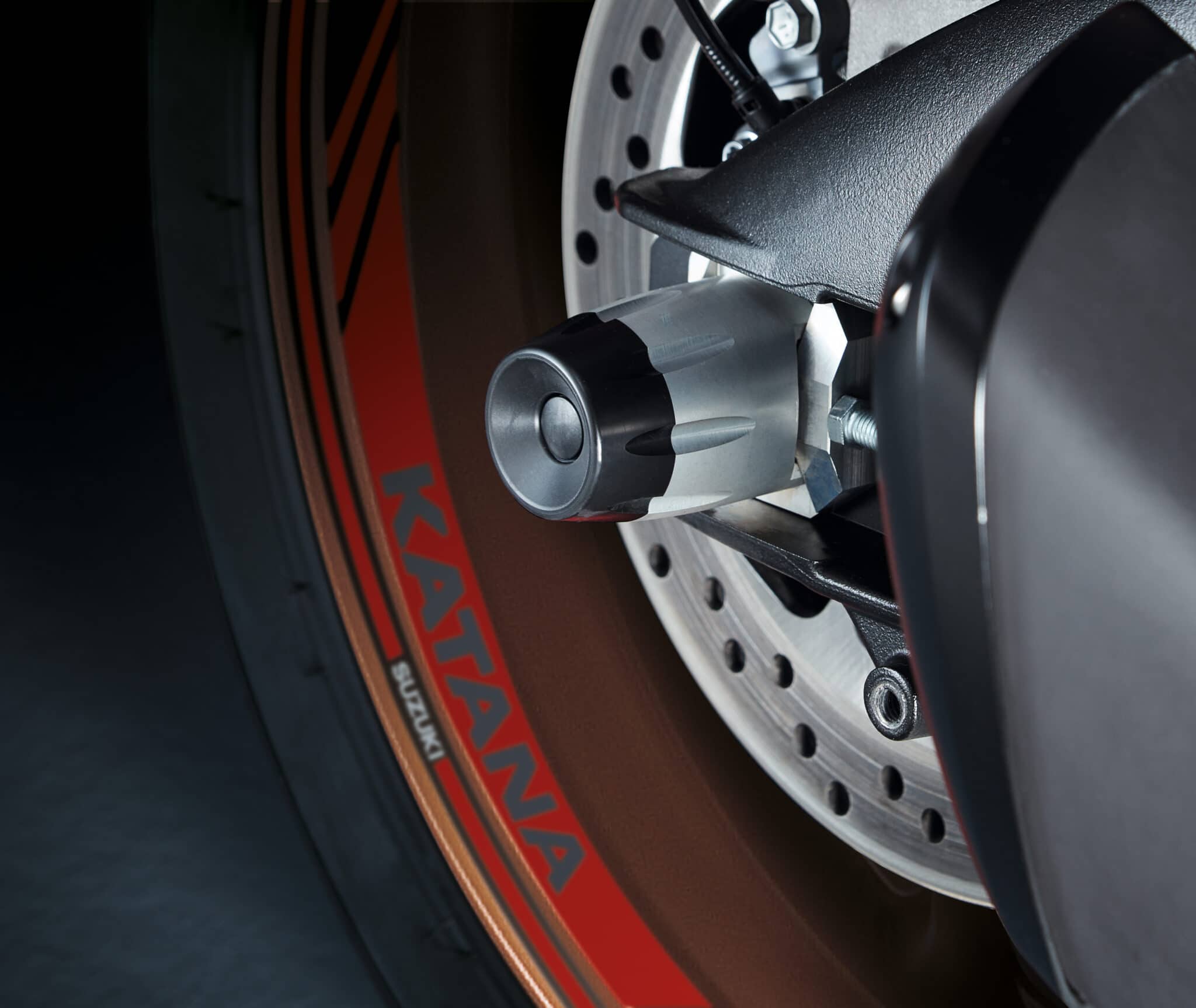 Suzuki Katana MY2022: all'EICMA 2021 si mostra in tutto il suo splendore