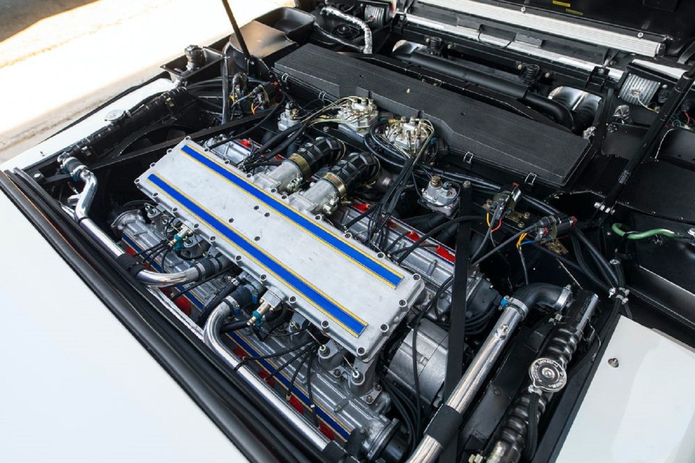 Il motore del prototipo con telaio 001