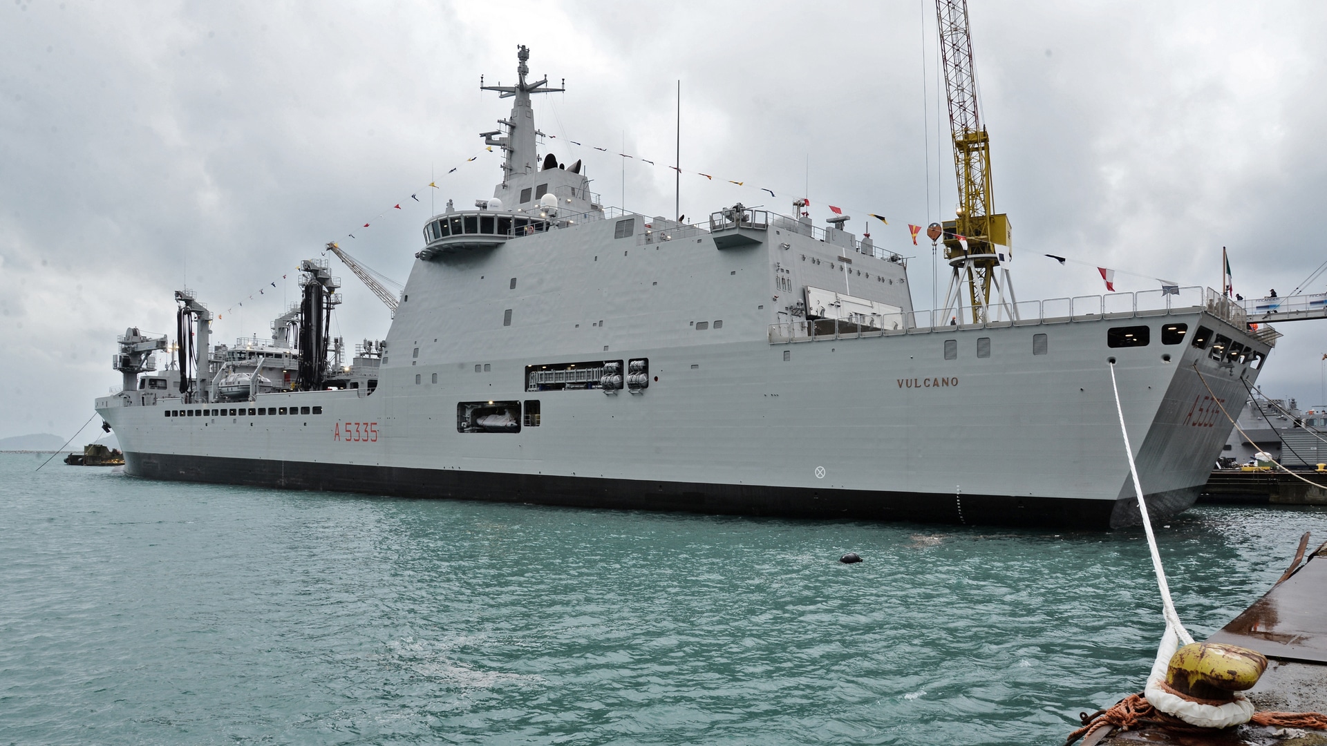 Un'immagine della Nave Vulcano il giorno della sua consegna, il 12 marzo 2021. Fonte: Marina Militare