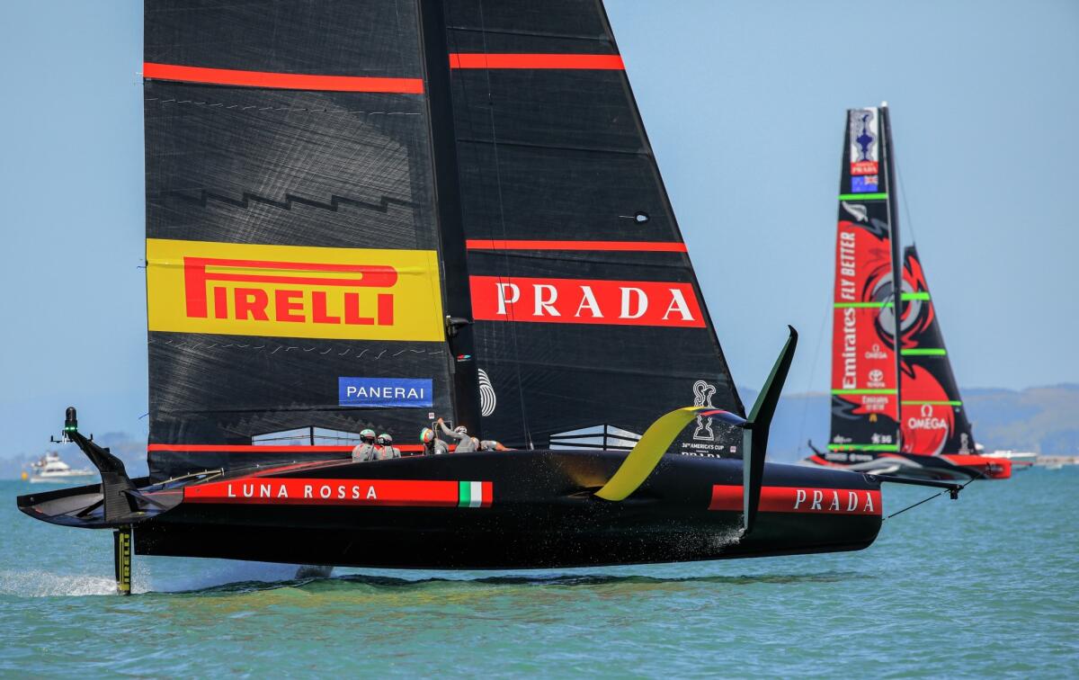 Top MarineCuE: gli highlights della nautica nel 2021 - 17/12/20 - Auckland (NZL)
36th America’s Cup presented by Prada
Race Day 1
Luna Rossa Prada Pirelli Team, Emirates Team New Zealand