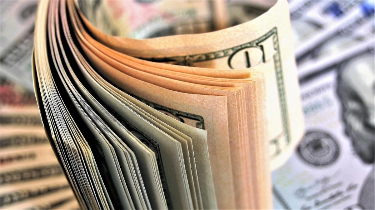 Pos: dal 2022 multe per chi rifiuta il pagamento con bancomat - 