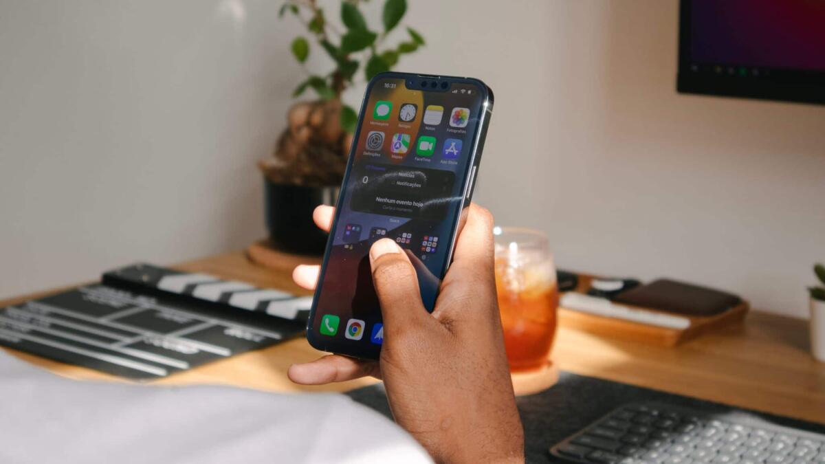 iPhone senza SIM? Potrebbe arrivare il prossimo anno - 