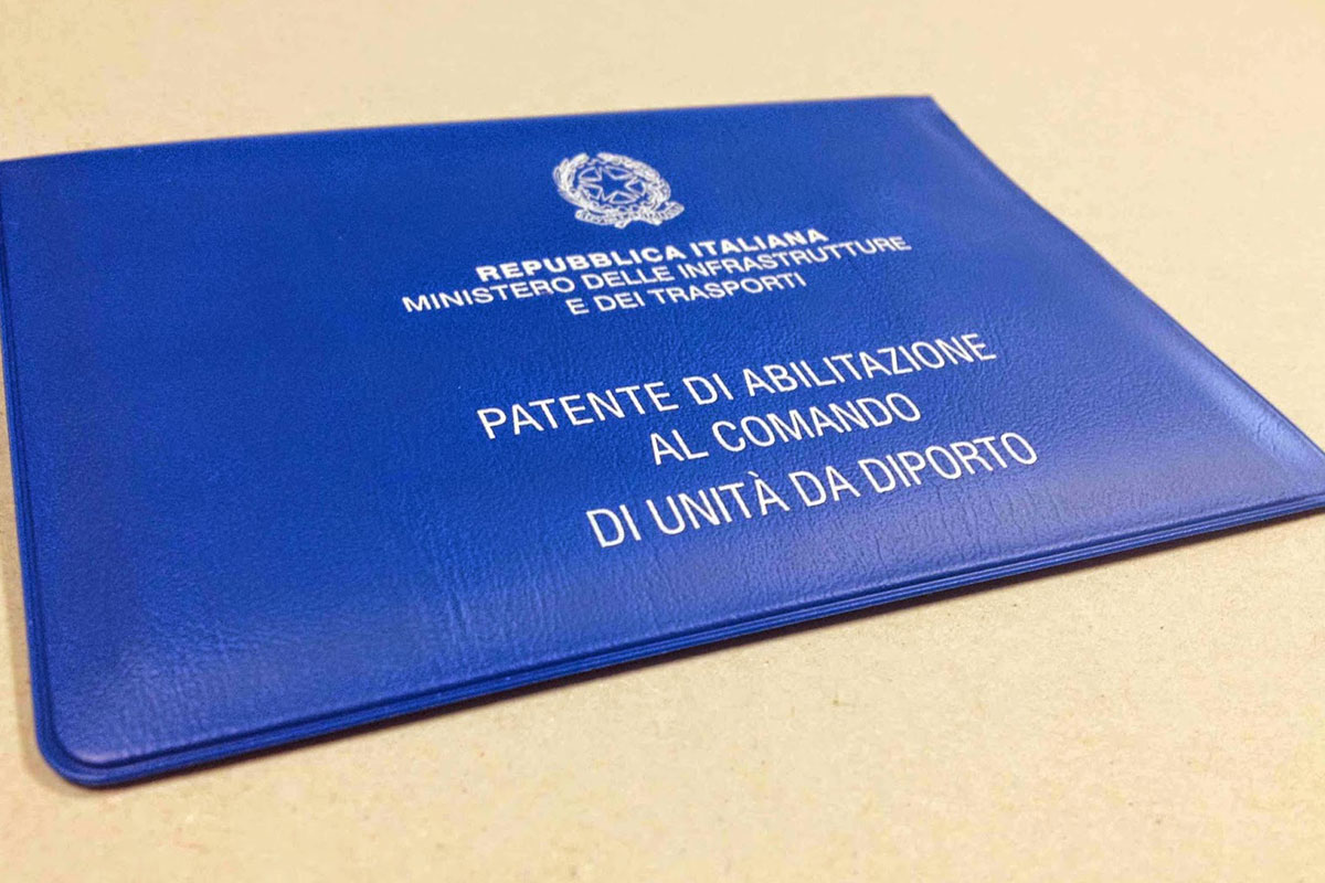 Nuovo esame di patente nautica: facile e veloce ma con qualche pecca