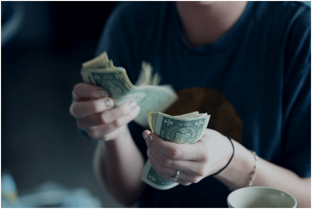 Schema Ponzi: come riconoscere una truffa organizzata