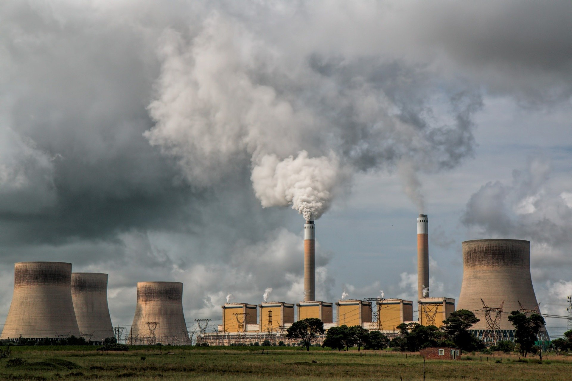 Industrie smaltimento rifiuti, credits: pixabay.com