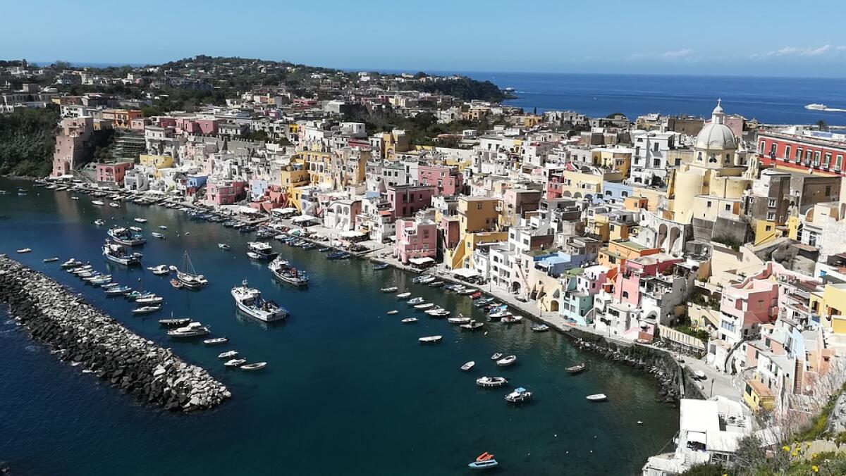 Arrivano i fondi PNRR, Anac a sostegno per i bandi ai piccoli comuni - pixabay.com