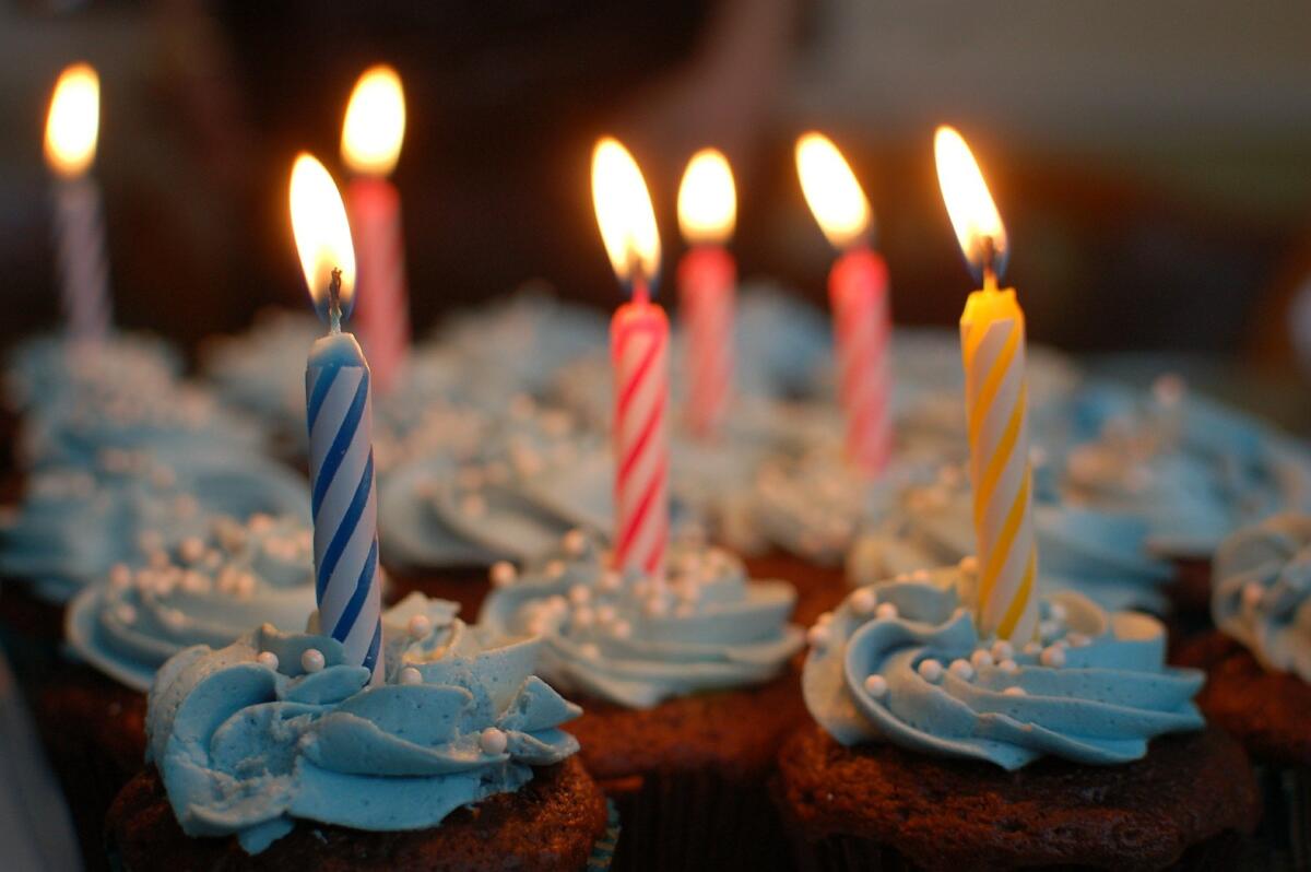 Come bruciano le candele e come consumano il combustibile? - 
