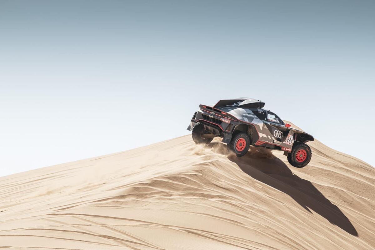 Stage 8 Dakar 2022: Sunderland vince con le Moto, Ekstrom al comando di una doppietta Audi - 