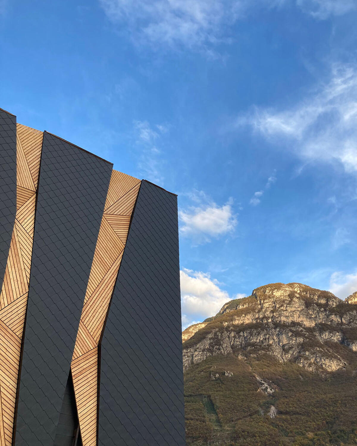 Nasce il primo magazzino in legno d'Italia - credits: professionearchitetto.it