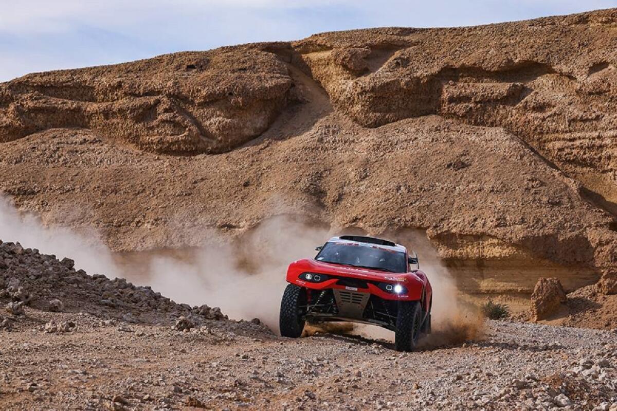 Stage 6: rimonta e vittoria di Terranova con le auto, per le moto spicca Sanders - 