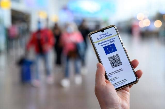 Le novità del 2022: dal super greenpass alla stretta sul contante