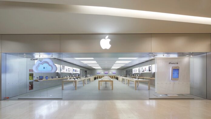 Apple Store Roma Est credits: macitynet.it
