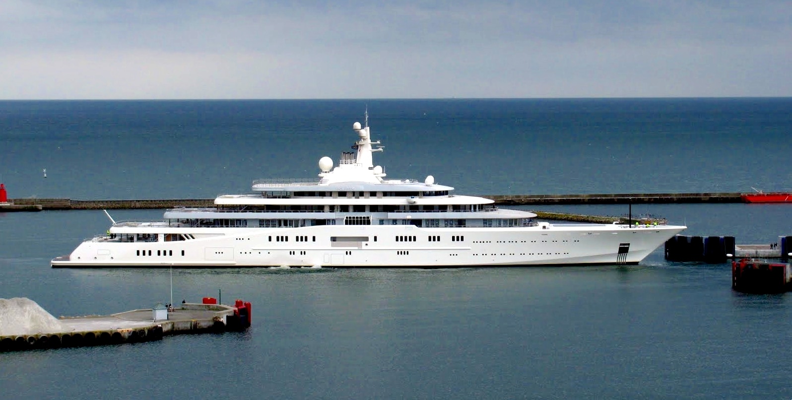 M/Y Eclipse