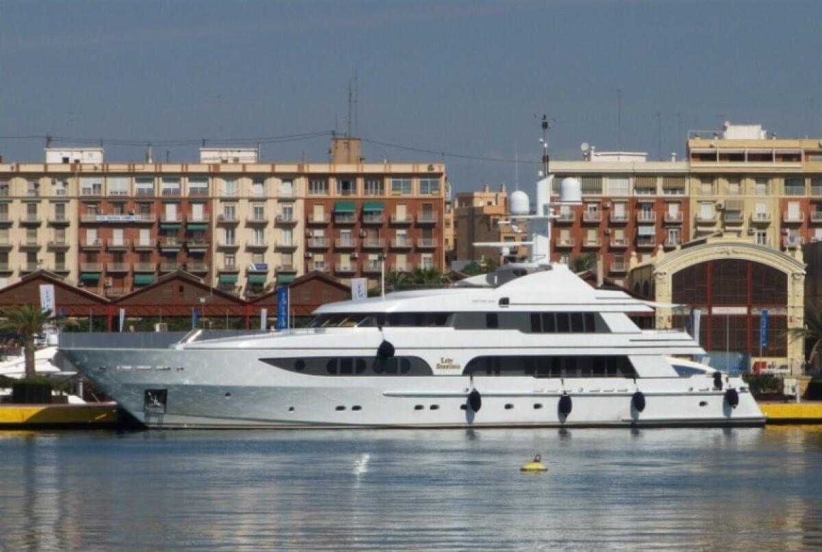 Marinaio ucraino affonda lo yacht del russo Alexander Mijeev - 