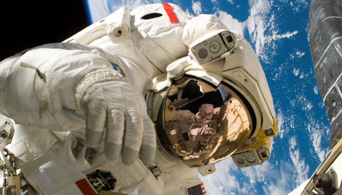 Astronauti ESA: 159 candidati italiani idonei, di cui 37 donne - Astronauta, Close-up Engineering - Credits: immagini.4ever.eu/