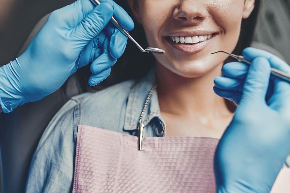 Faccette dentali: 4 vantaggi da conoscere - 
