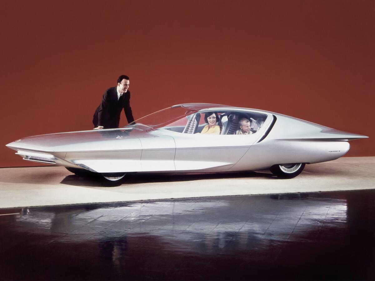 GM Firebird IV: l'auto a guida autonoma degli anni '60 con frigorifero e TV - 