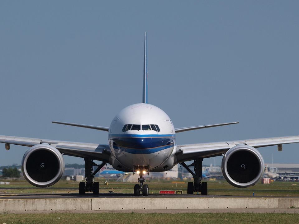 Compagnie Aeree Del Sud Della Cina, Boeing 777, Aereo
