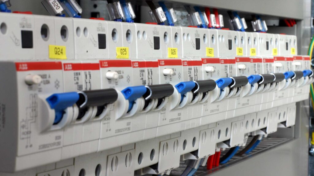 La  protezione dei dispositivi elettronici e la norma regolatrice: scopriamola