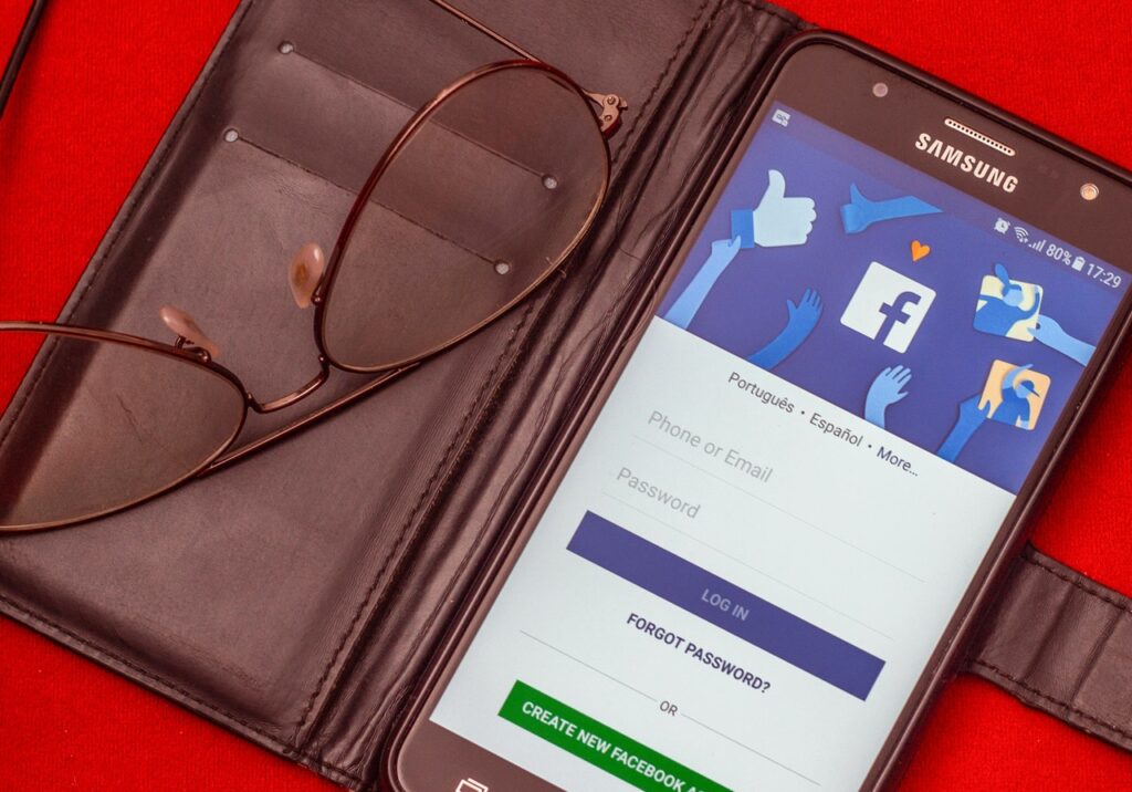 Meta: Facebook e Instagram abbandoneranno l'Europa?