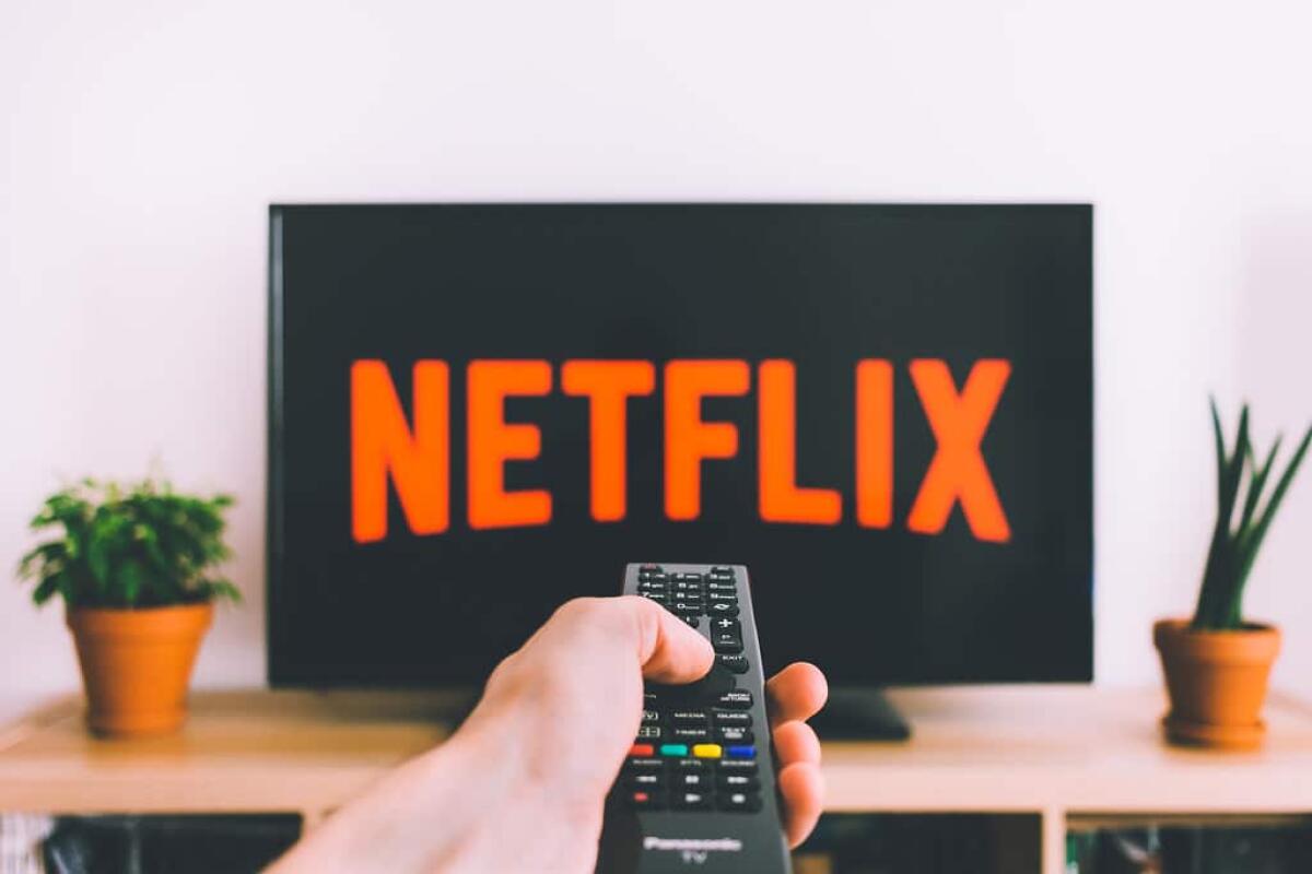 Perchè Netflix ha scelto di aumentare il prezzo per gli abbonamenti condivisi - 