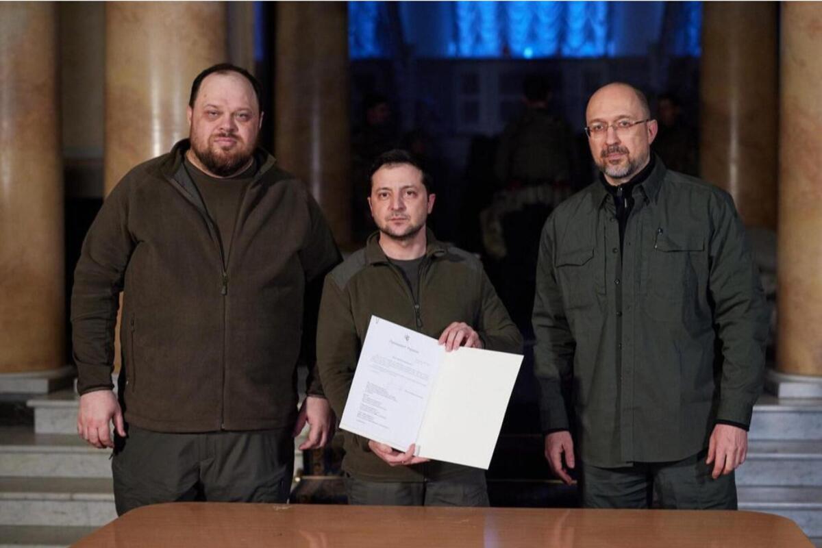 Ucraina, Zelensky chiede l'ingresso nell'Unione Europea - 