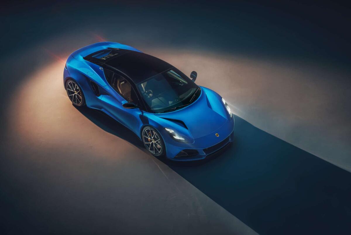 Lotus Emira: arriva la First Edition spinta dal 4 cilindri AMG - 