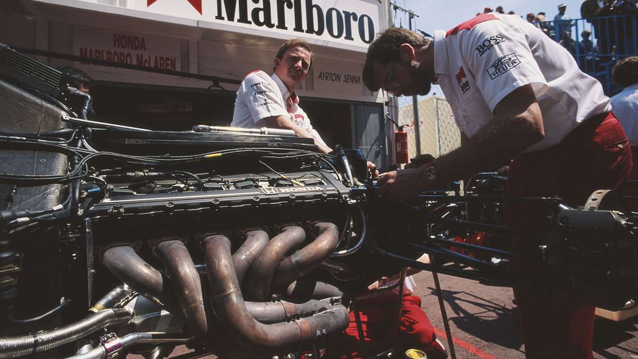 Honda RA121E