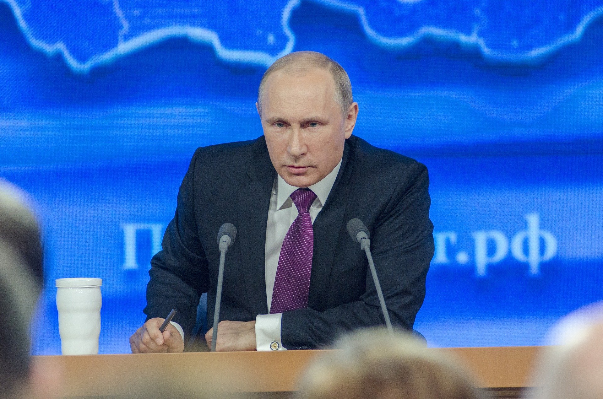 La Russia e la strategica minaccia nucleare: scatta la corsa alle pillole di iodio.