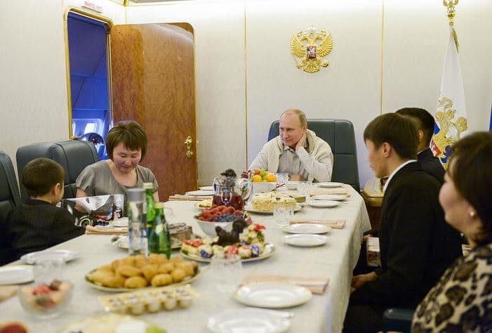 Gli interni della sala da pranzo dell'Air Force One russo. Credits: Alexey Nikolsky/Sputnik