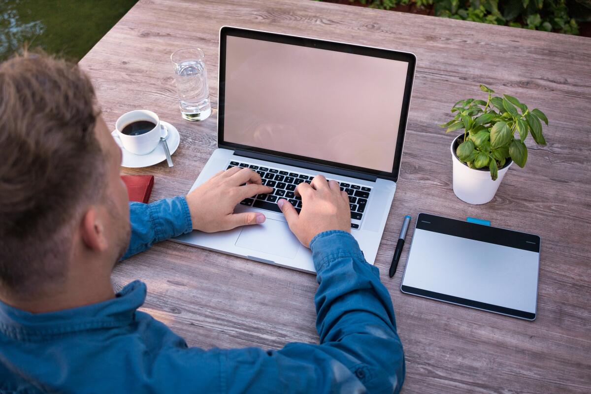 Arredare casa online: perché è conveniente - pixabay.com
